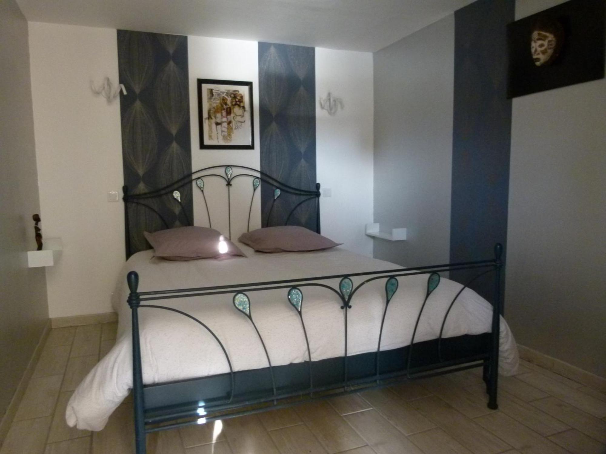 Bed and Breakfast Notre Vie La Roussas Exterior foto